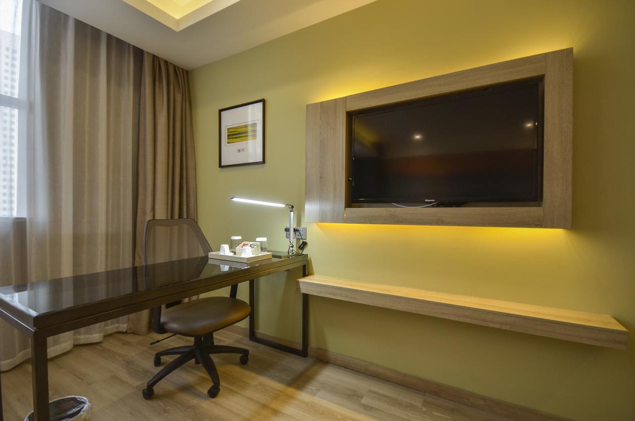 Xining Naduo Hotel Exterior photo